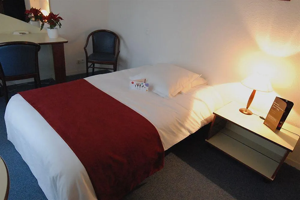 Cerise Lannion Aparthotel France