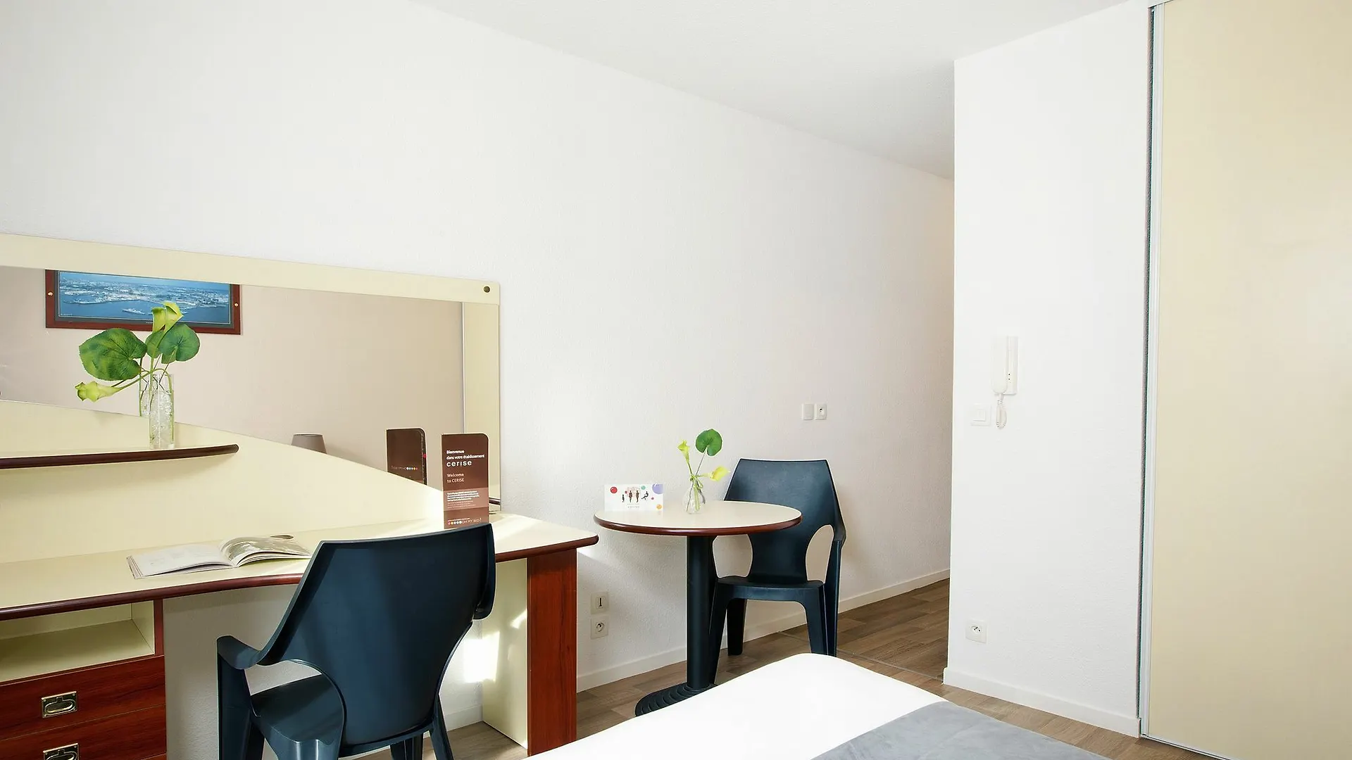 ***  Cerise Lannion Aparthotel France