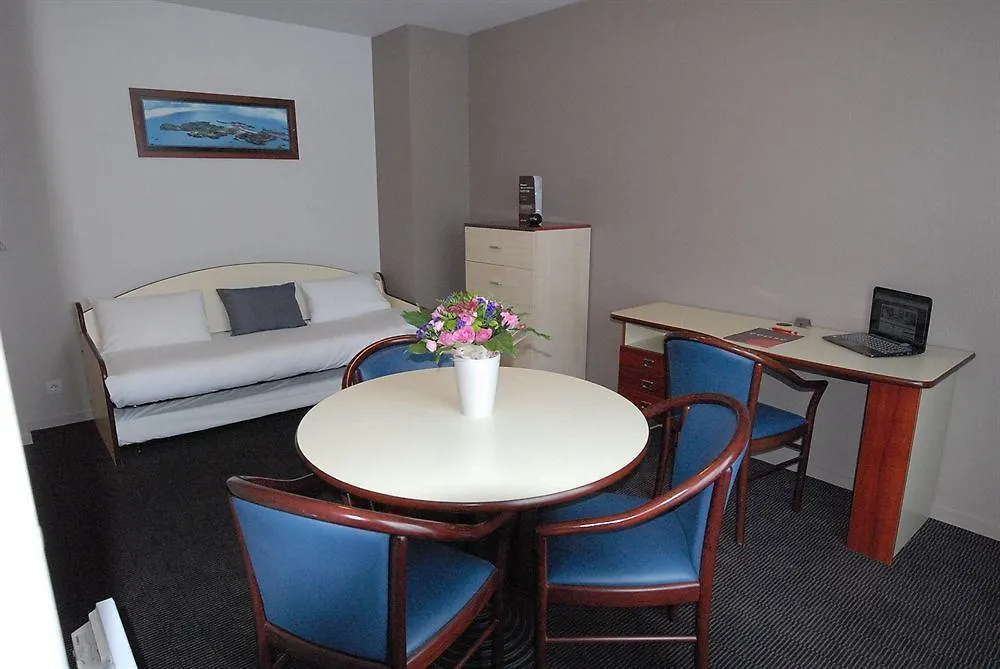 Cerise Lannion Aparthotel