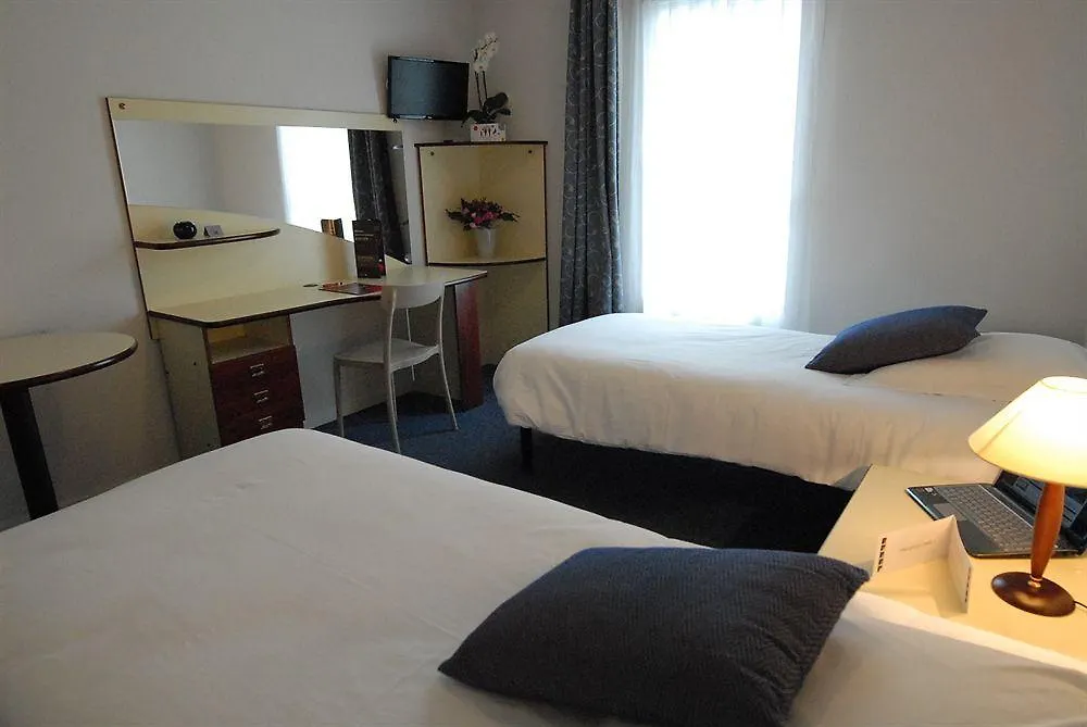 Cerise Lannion Aparthotel 3*,