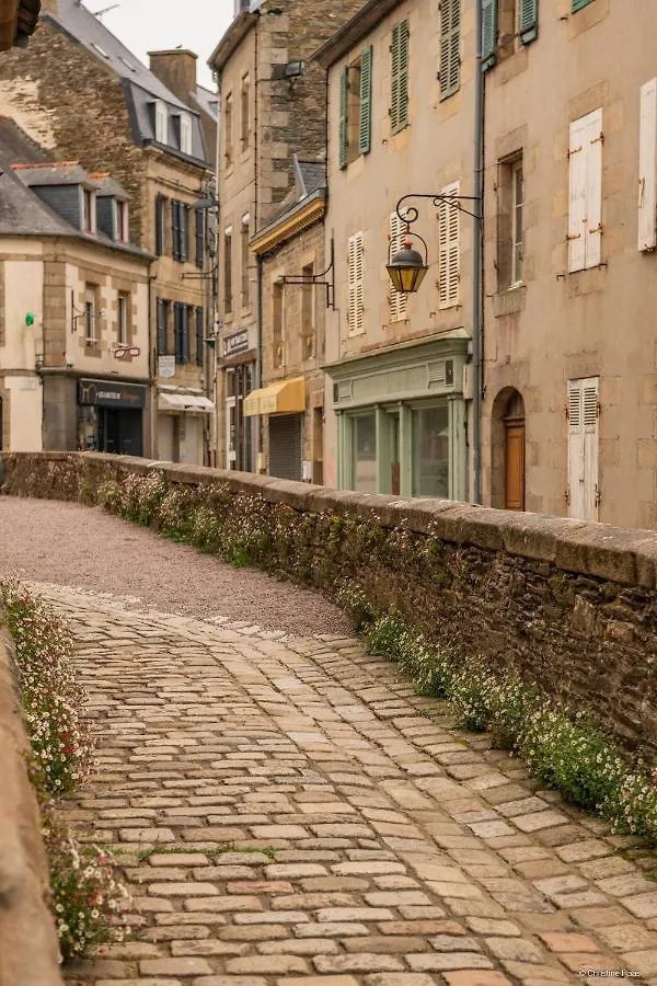 Cerise Lannion Aparthotel