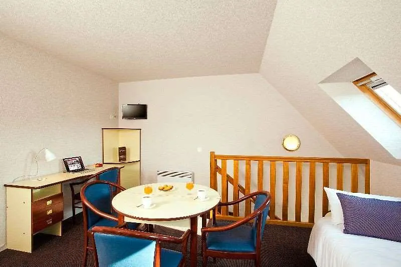 ***  Cerise Lannion Aparthotel France