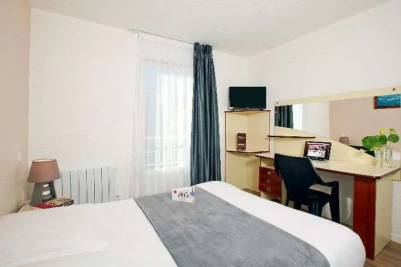 Cerise Lannion Aparthotel